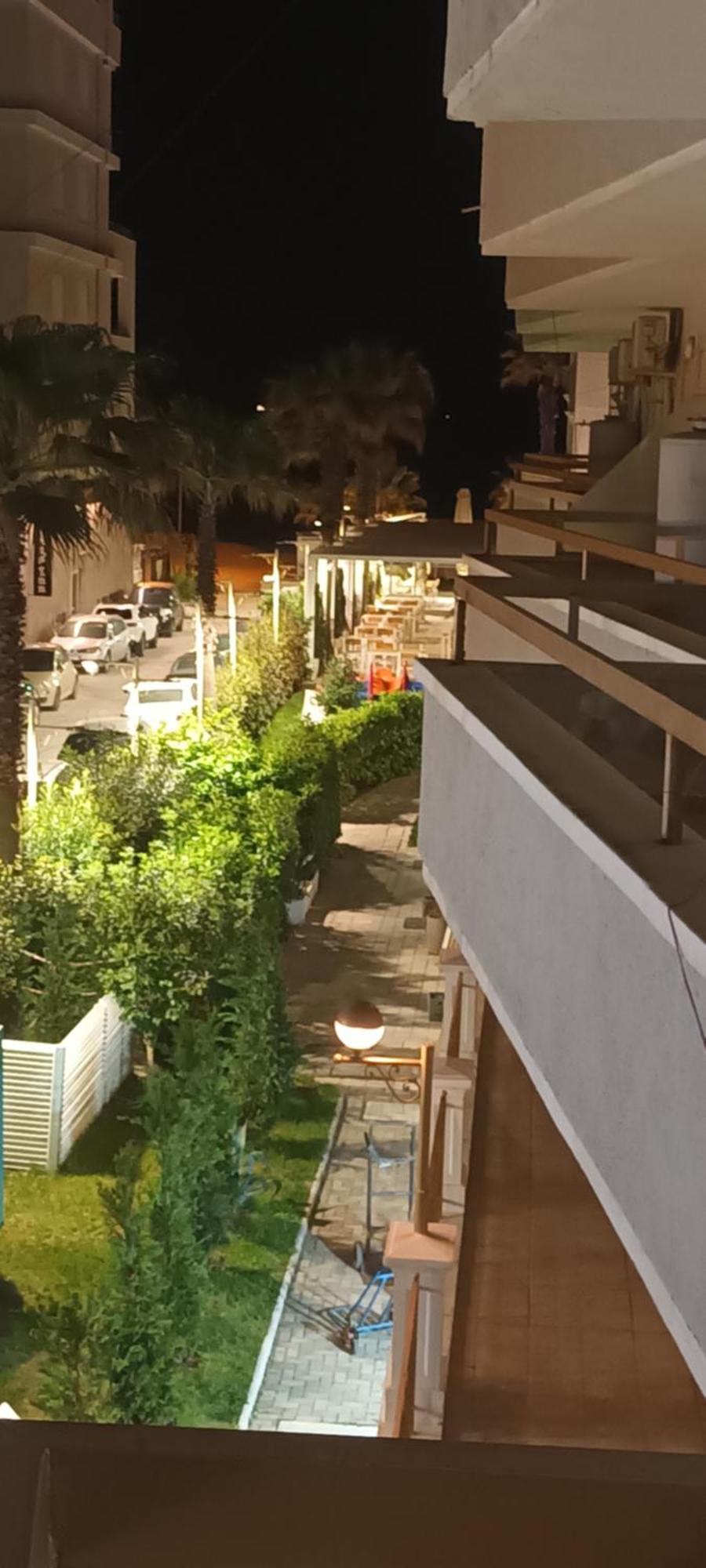 Holiday House Durrës Buitenkant foto